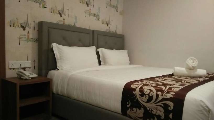 Imagen de la habitación del Hotel Lolex. Foto 13