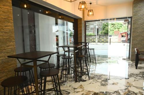 Imagen general del Hotel Lolita Heights. Foto 12