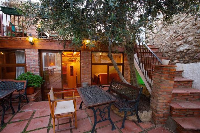 Imagen de los exteriores del Hotel L'olivera. Foto 17