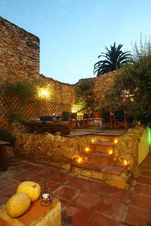 Imagen de los exteriores del Hotel L'olivera. Foto 20