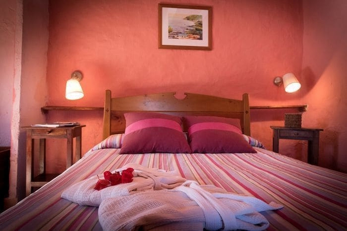 Imagen de la habitación del Hotel L'olivera. Foto 11