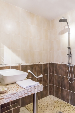 Imagen de la habitación del Hotel L'oliveraie. Foto 7