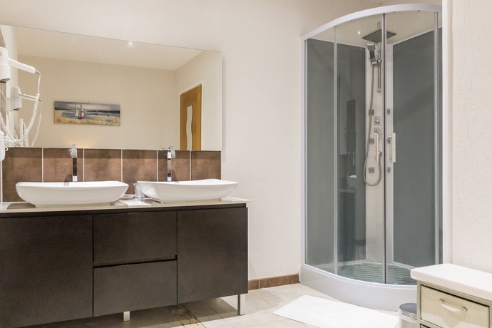Imagen de la habitación del Hotel L'oliveraie. Foto 12
