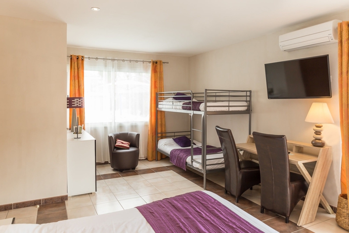 Imagen de la habitación del Hotel L'oliveraie. Foto 14