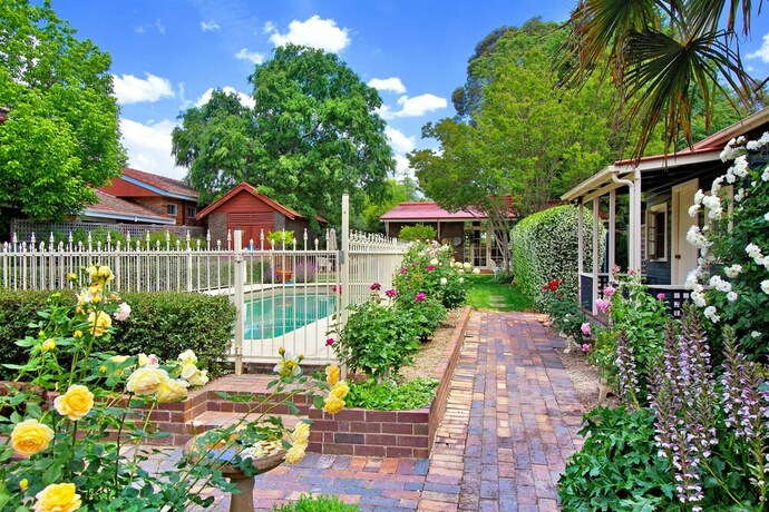 Imagen de la piscina del Hotel Loloma Bed and Breakfast. Foto 30