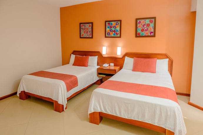 Imagen de la habitación del Hotel Loma Real. Foto 7