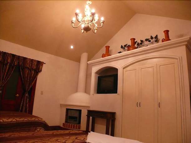 Imagen de la habitación del Hotel Loma Real Inn. Foto 14