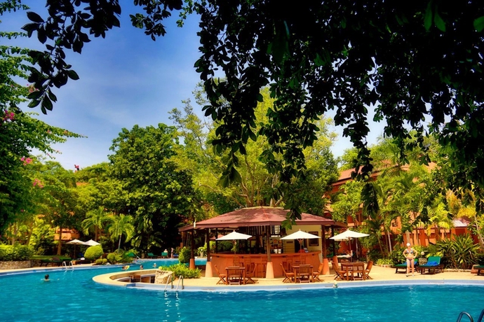 Imagen general del Hotel Loma Resort & Spa. Foto 16