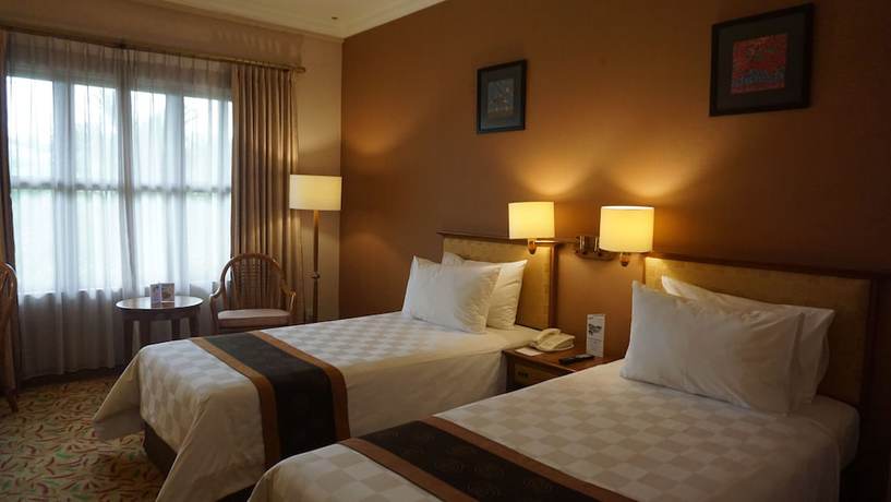Imagen de la habitación del Hotel Loman Park Yogyakarta. Foto 12
