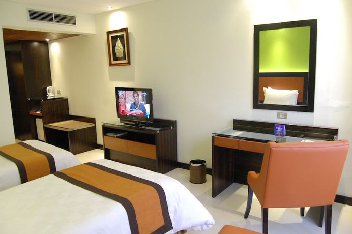 Imagen de la habitación del Hotel Loman Park Yogyakarta. Foto 16