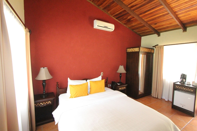 Imagen de la habitación del Hotel Lomas Del Volcán. Foto 3