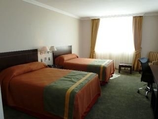 Imagen de la habitación del Hotel Lomas Verdes Concepcion. Foto 5