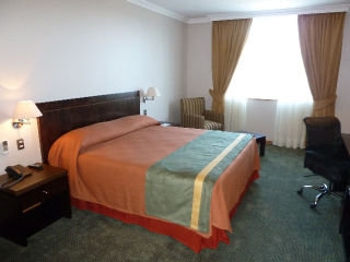 Imagen de la habitación del Hotel Lomas Verdes Concepcion. Foto 6