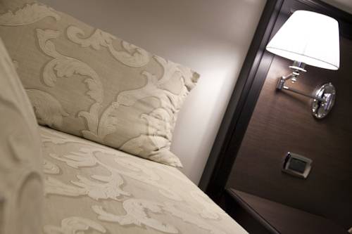 Imagen de la habitación del Hotel Lombardia, Florencia. Foto 8