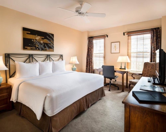 Imagen de la habitación del Hotel Lombardy. Foto 2