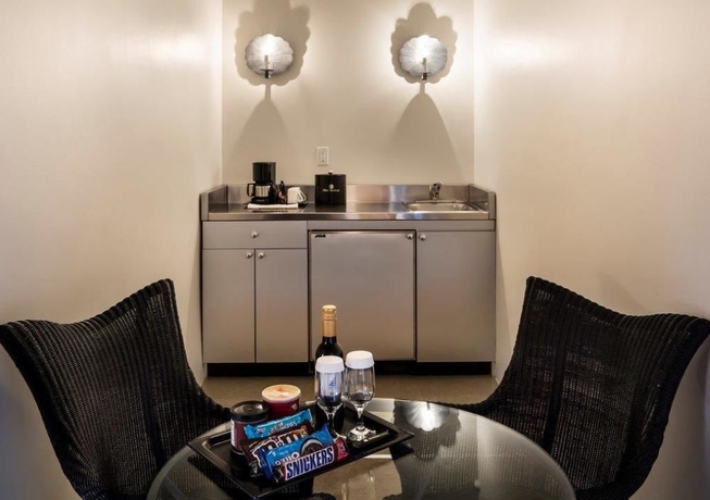 Imagen de la habitación del Hotel Lombardy. Foto 6