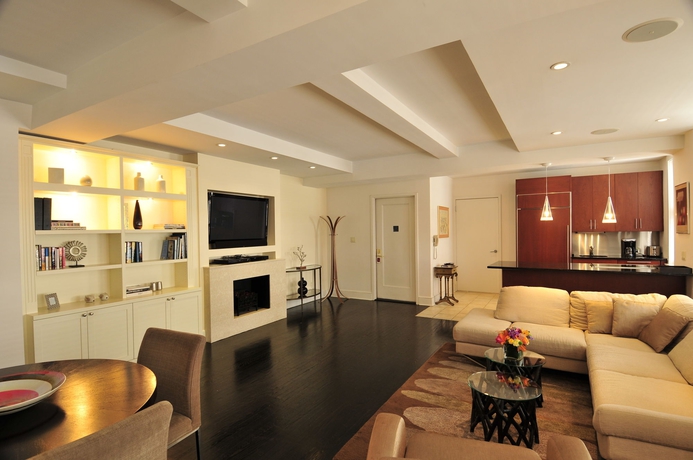 Imagen de los interiores del Hotel Lombardy Hotel. Foto 10