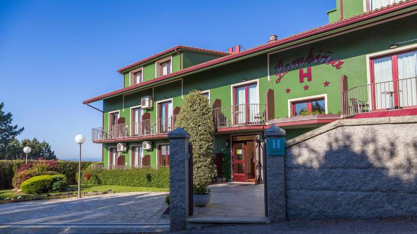 Imagen general del Hotel Lombiña. Foto 15