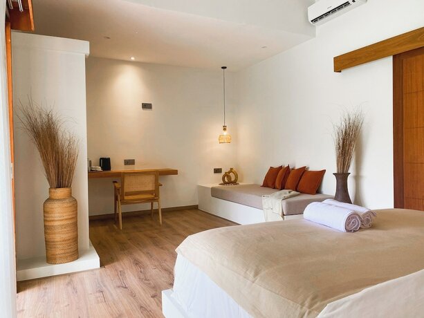 Imagen general del Hotel Lombok. Foto 7