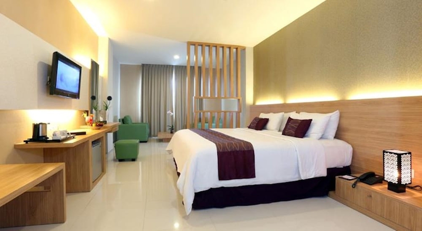 Imagen de la habitación del Hotel Lombok Plaza and Convention. Foto 7