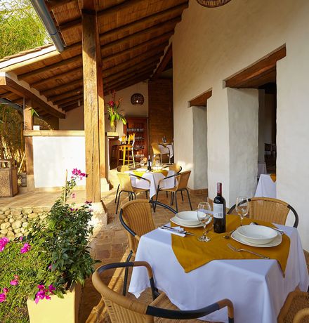 Imagen del bar/restaurante del Hotel Lombok Spa. Foto 3