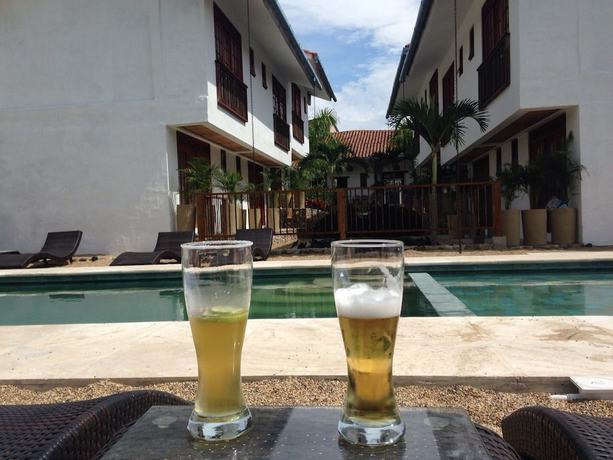 Imagen de la piscina del Hotel Lombok Spa. Foto 18