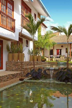 Imagen de los exteriores del Hotel Lombok Spa. Foto 13