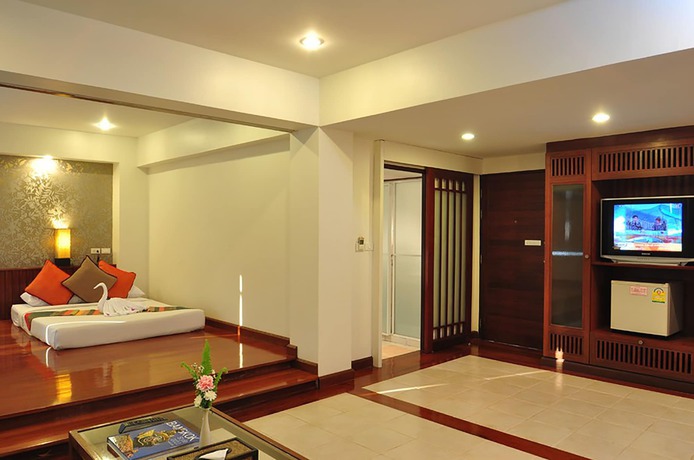 Imagen de la habitación del Hotel Lomtalay Chalet Resort. Foto 15