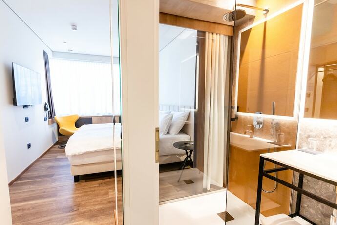 Imagen de la habitación del Hotel Lonca. Foto 15