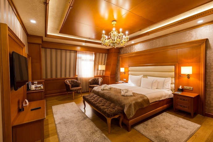 Imagen de la habitación del Hotel London 1889. Foto 7