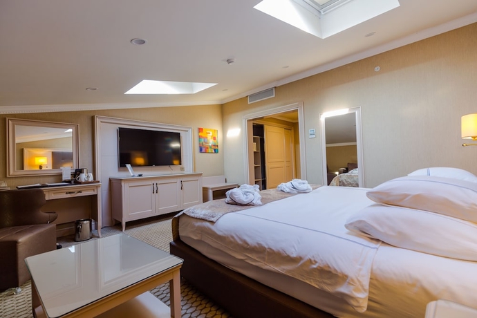 Imagen de la habitación del Hotel London 1889. Foto 15