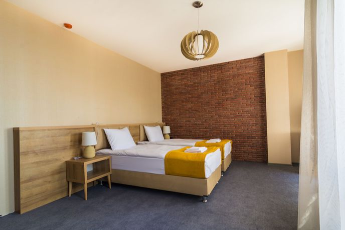 Imagen de la habitación del Hotel London, Batumi. Foto 17