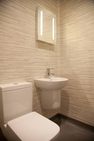 Imagen de la habitación del Hotel London City Airport. Foto 4