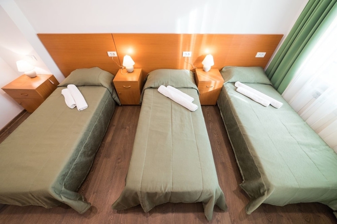 Imagen de la habitación del Hotel London, Constanta. Foto 3