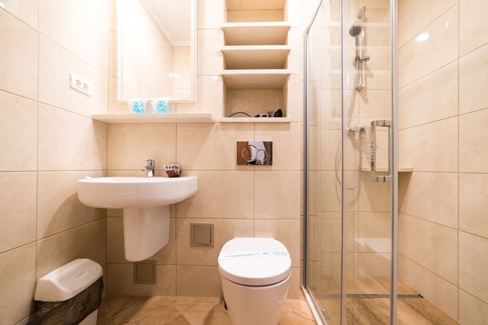 Imagen de la habitación del Hotel London, Constanta. Foto 15