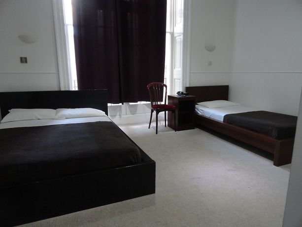 Imagen de la habitación del Hotel London Continental. Foto 3