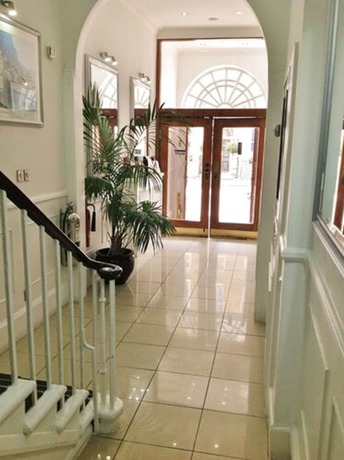 Imagen de los interiores del Hotel London Continental. Foto 19