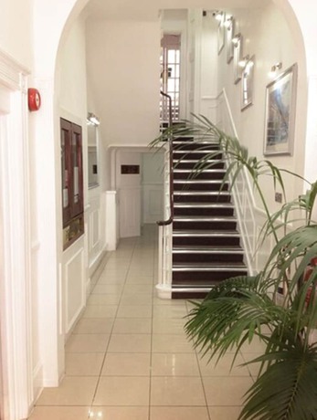 Imagen de los interiores del Hotel London Continental. Foto 20