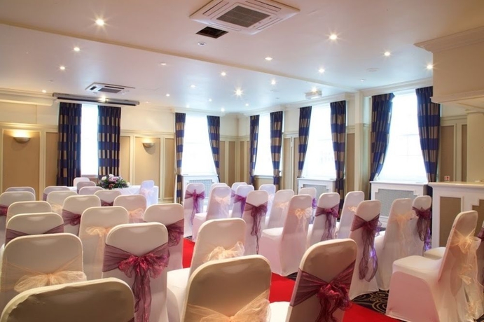 Imagen de los interiores del Hotel London Croydon Aerodrome Hotel, BW Signature Collection. Foto 16