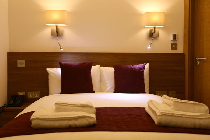 Imagen de la habitación del Hotel London King's. Foto 8