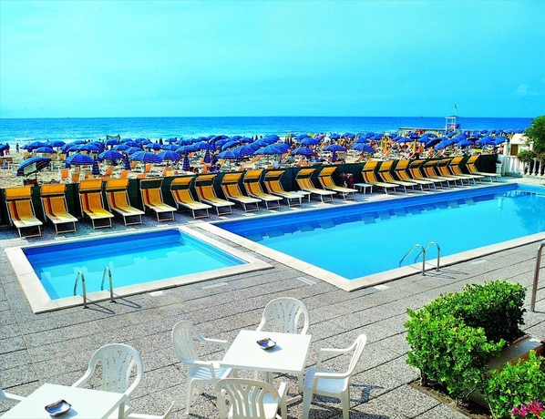 Imagen general del Hotel London, Lido Di Jesolo. Foto 4