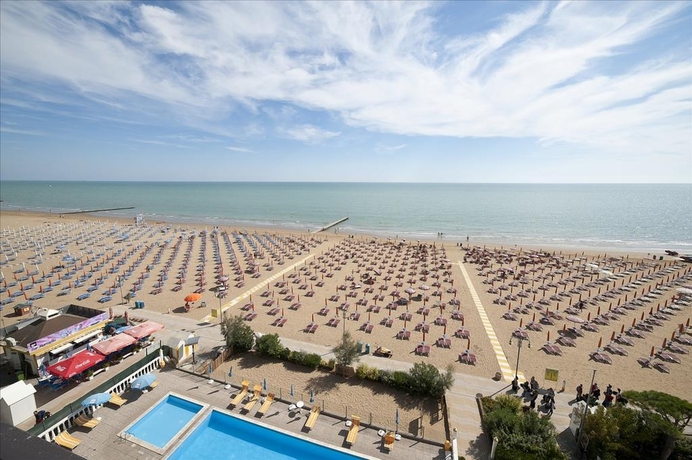 Imagen general del Hotel London, Lido Di Jesolo. Foto 7