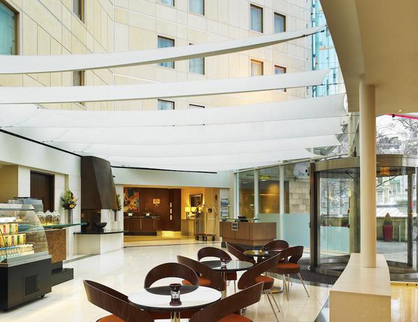 Imagen de los interiores del Hotel London Marriott Kensington. Foto 16