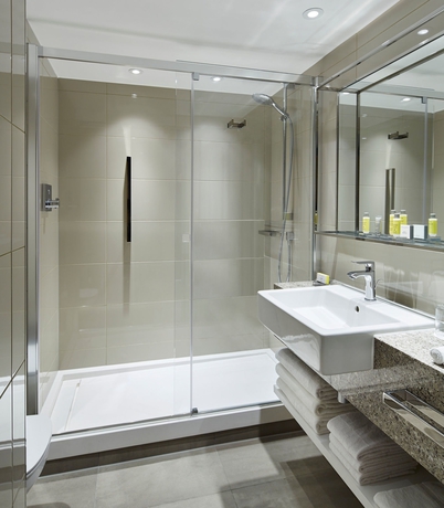 Imagen de la habitación del Hotel London Marriott Maida Vale. Foto 3