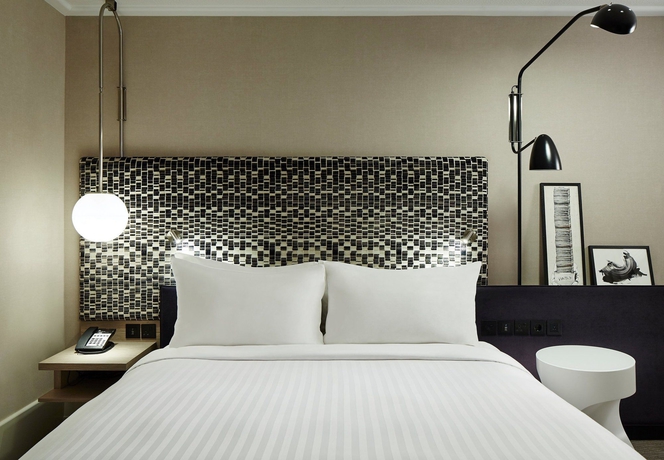 Imagen de la habitación del Hotel London Marriott Maida Vale. Foto 4