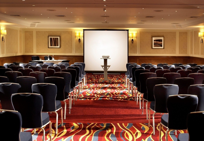 Imagen de los interiores del Hotel London Marriott Marble Arch. Foto 9