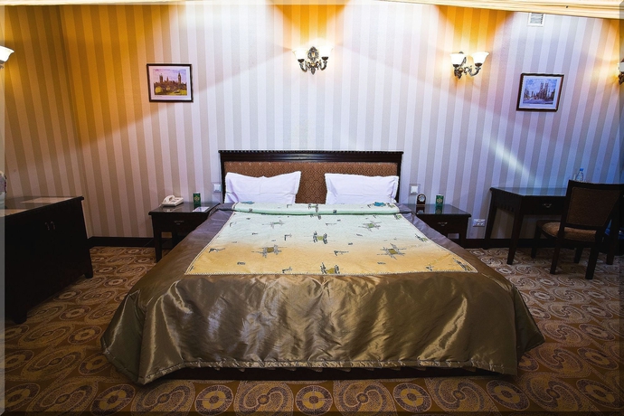 Imagen de la habitación del Hotel London, Odessa. Foto 7