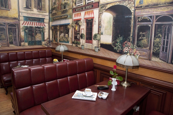 Imagen del bar/restaurante del Hotel London, Odessa. Foto 3