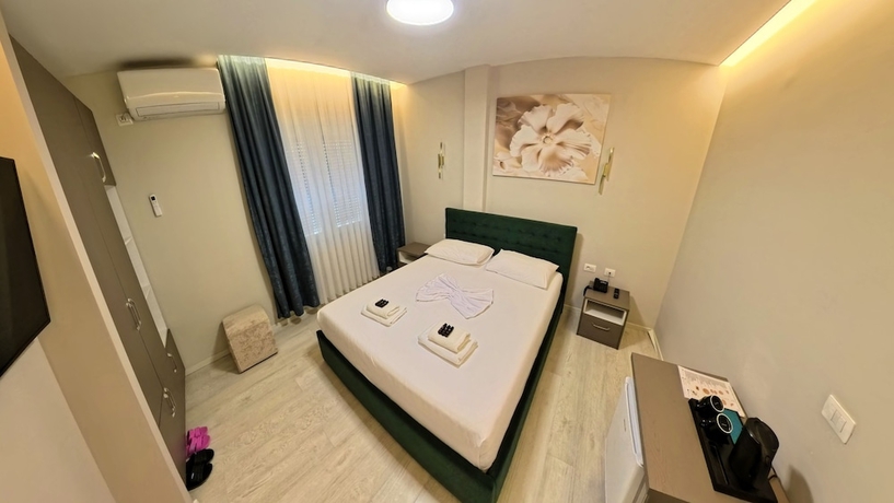 Imagen de la habitación del Hotel London Restaurant. Foto 4