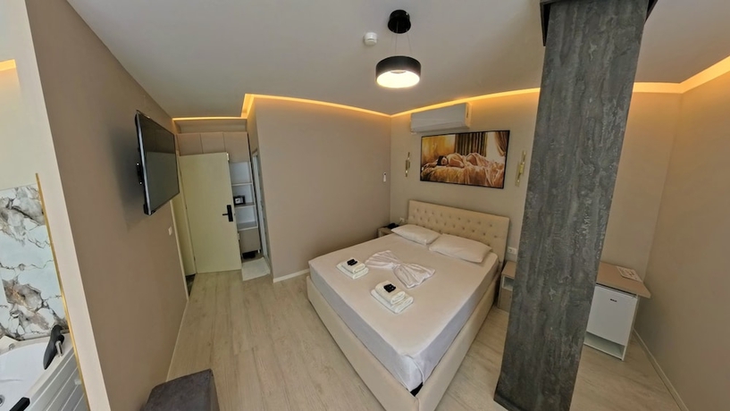 Imagen de la habitación del Hotel London Restaurant. Foto 13